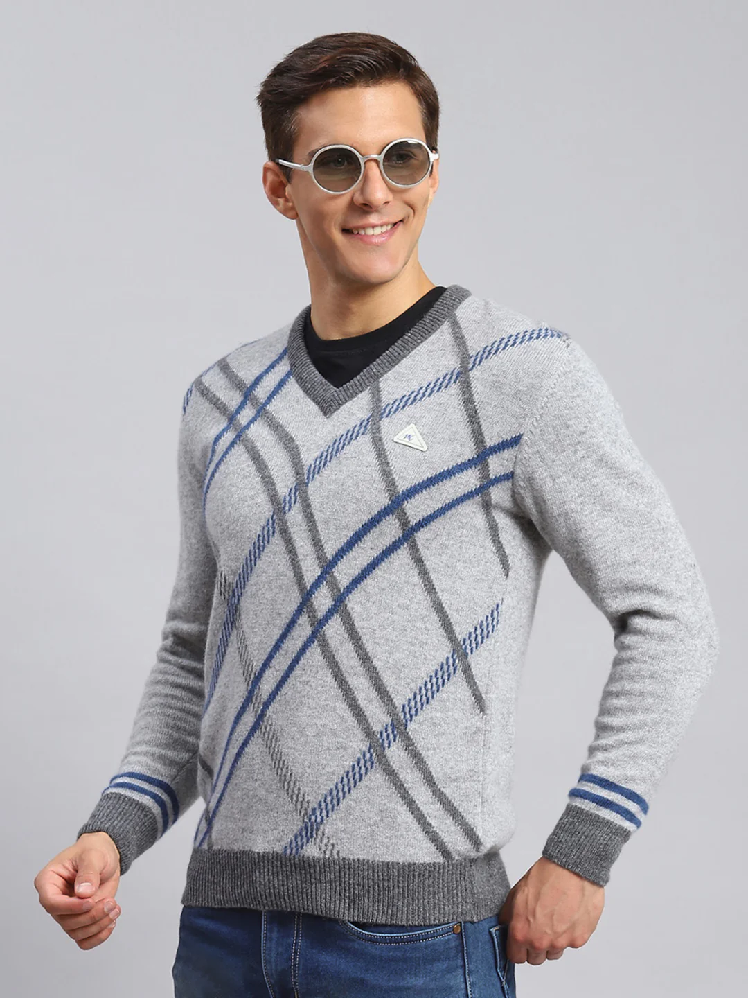 Men Grey Self Design Lamb wool Pullover - Image 4