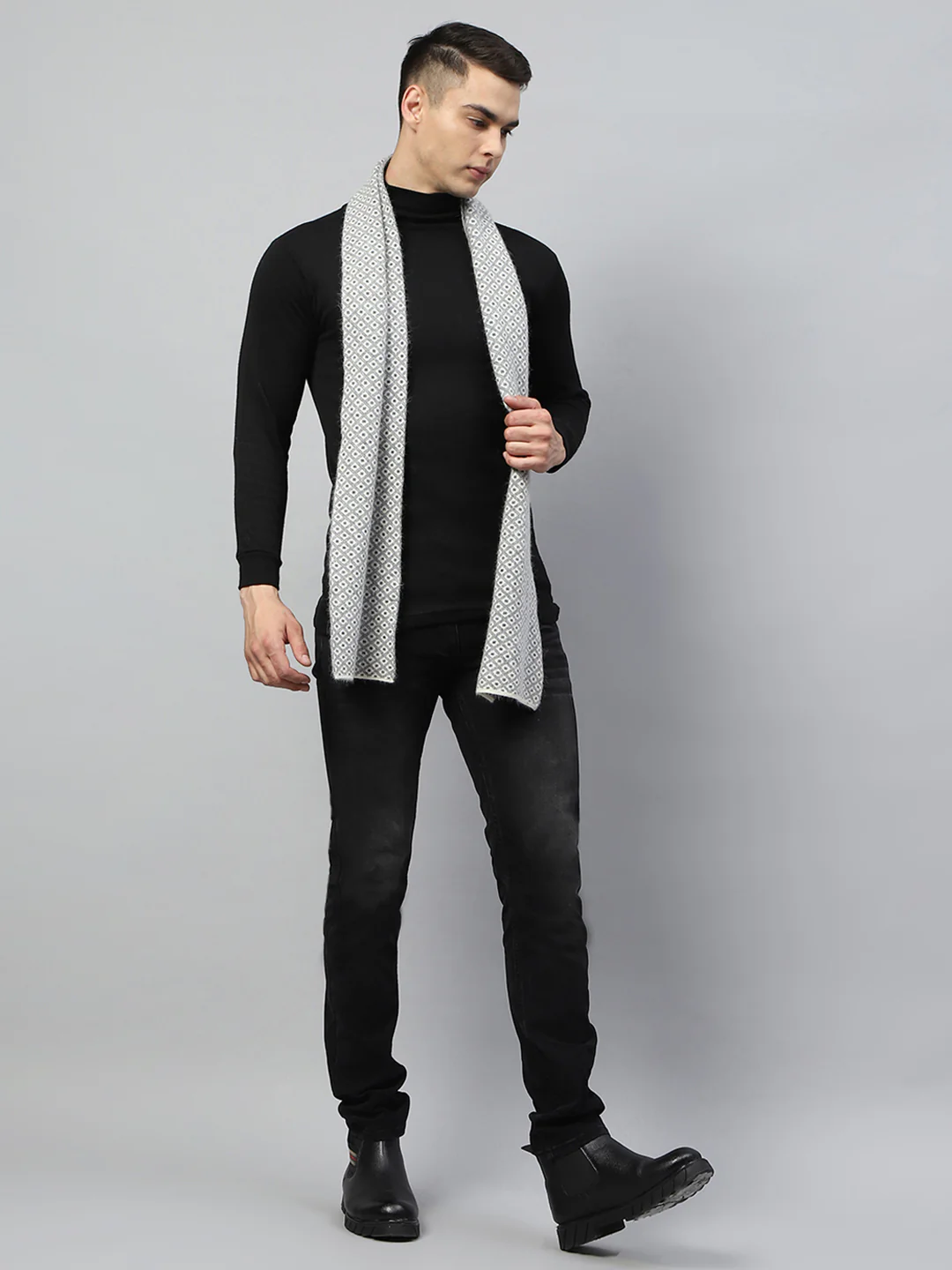 Men Grey Self Design Muffler - Image 4