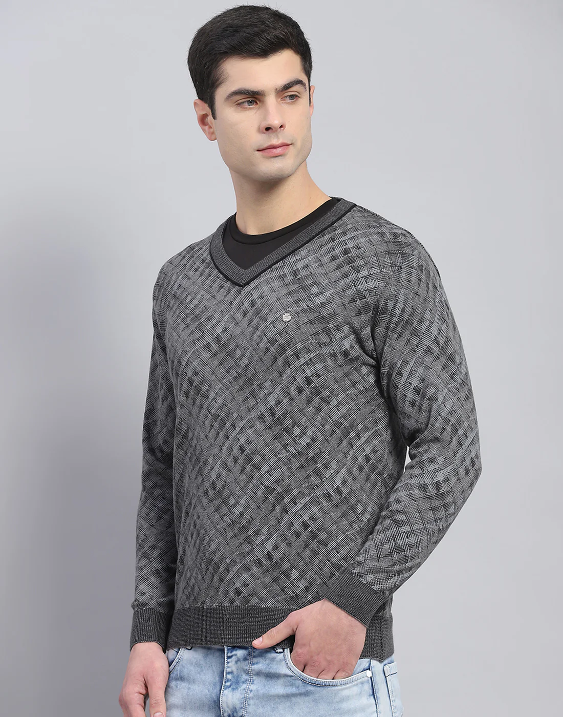 Men Grey Self Design V Neck Full Sleeve Pullover - Image 4