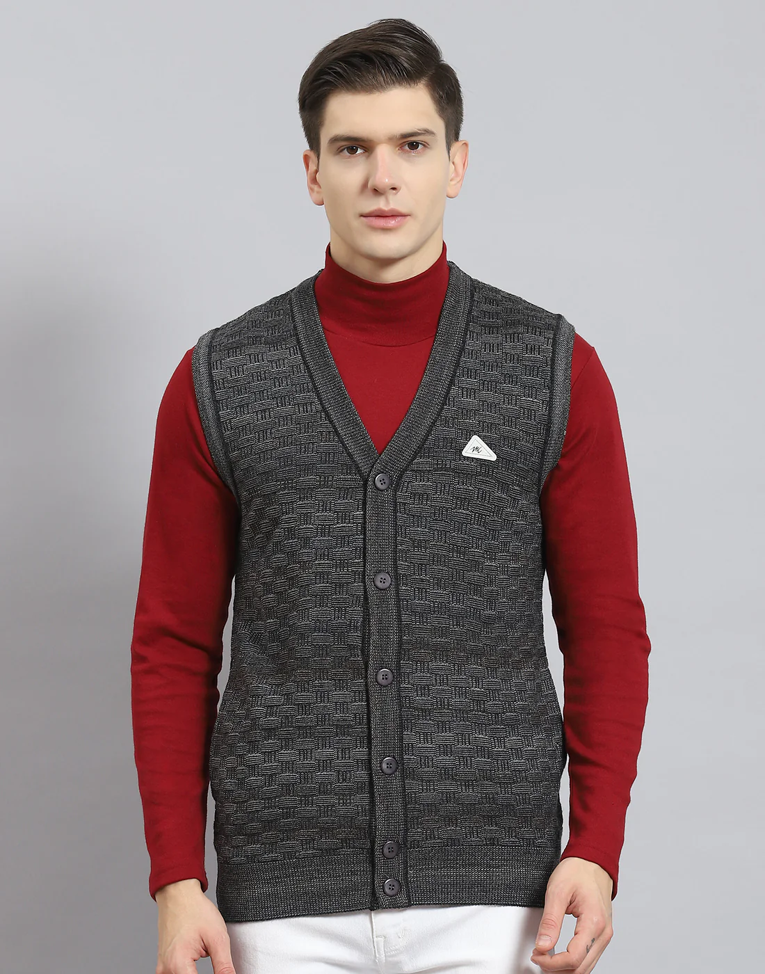 Men Grey Self Design V Neck Sleeveless Sweater - Image 3