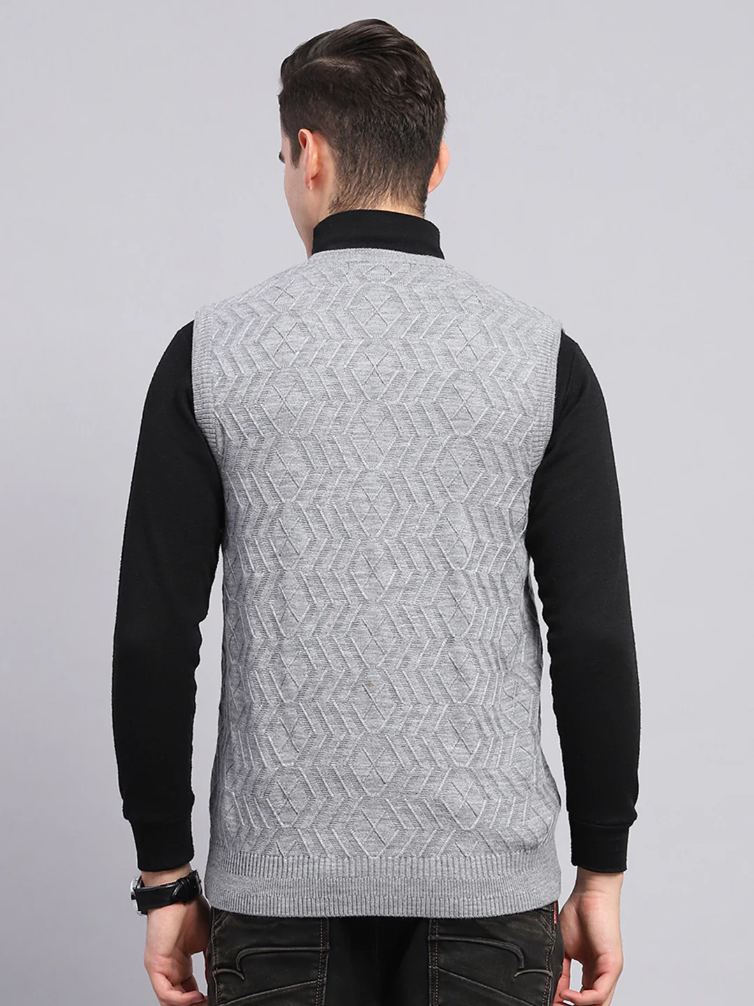 Men Grey Self Design V Neck Sleeveless Sweater - Image 5