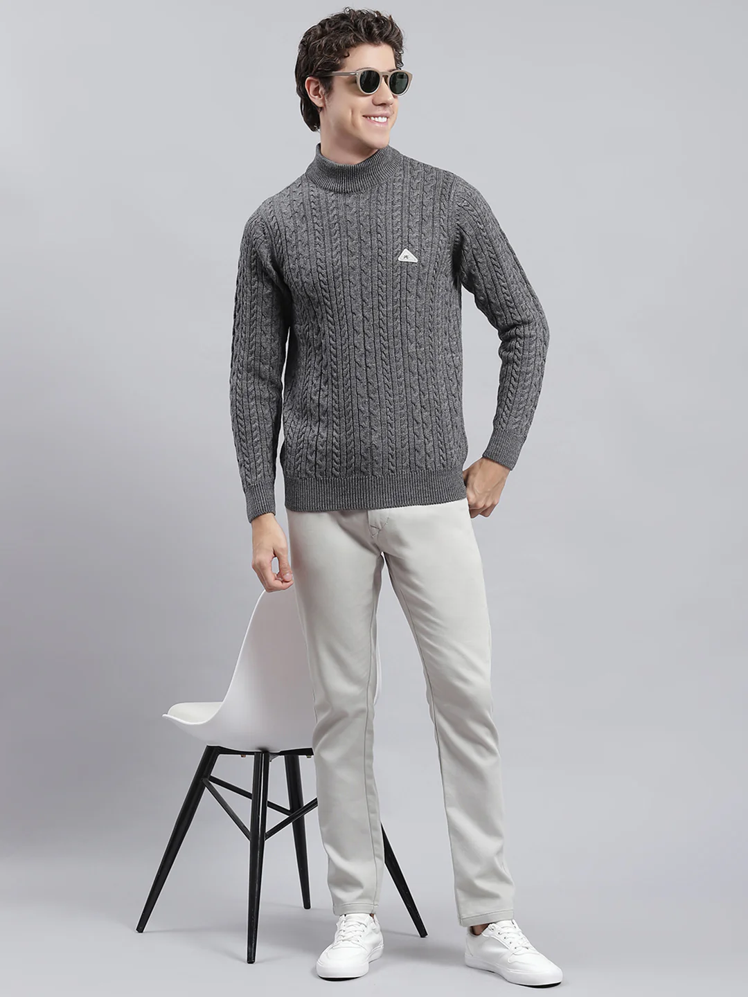 Men Grey Self Pullover - Image 5