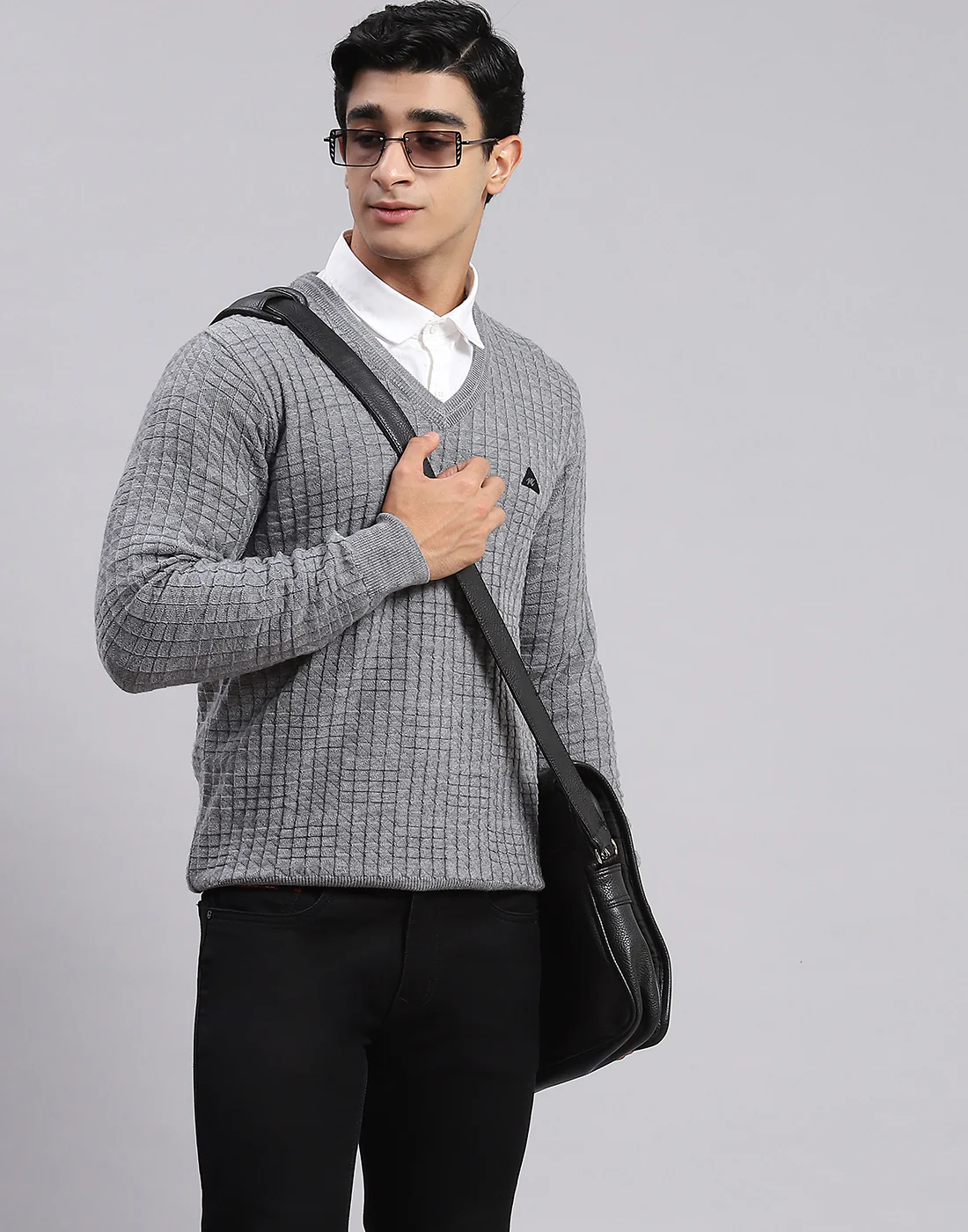 Men Grey Self Design V Neck Full Sleeve Sweaters/Pullovers - Image 2