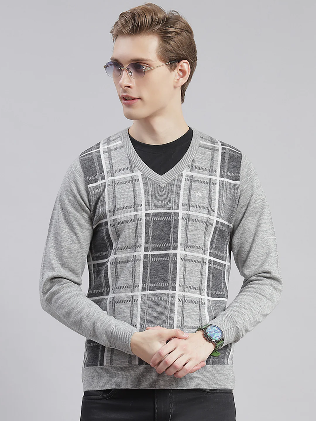 Men Grey Self Design V Neck Full Sleeve Sweaters/Pullovers - Image 2