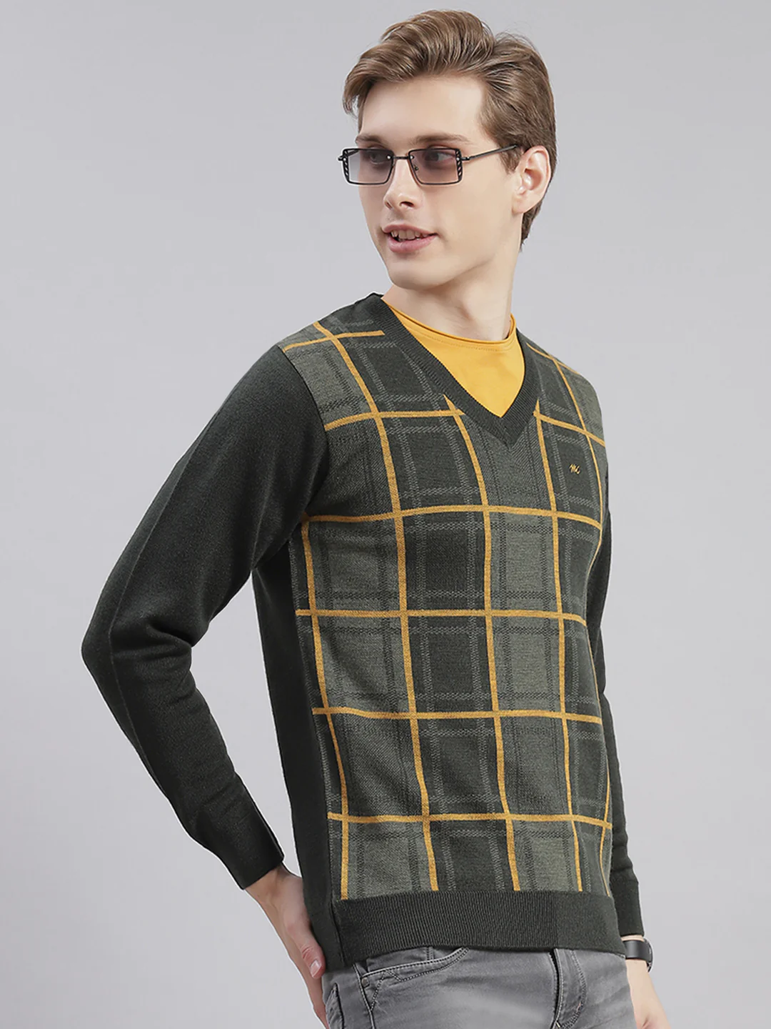 Men Grey Self Design V Neck Full Sleeve Sweaters/Pullovers - Image 4