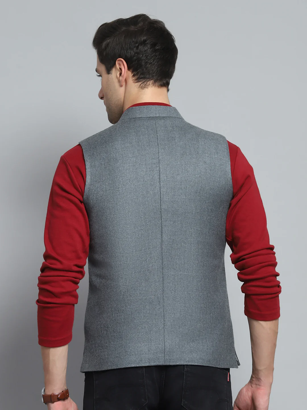 Men Grey Solid Band Collar Sleeveless Nehru Jacket - Image 5