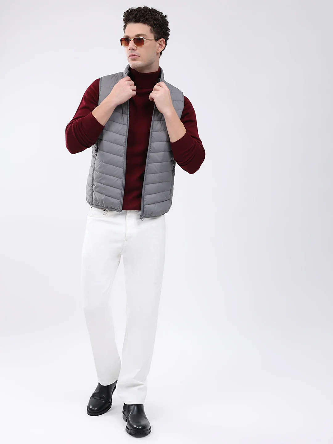 Men Grey Solid Collar Sleeveless Jacket - Image 2