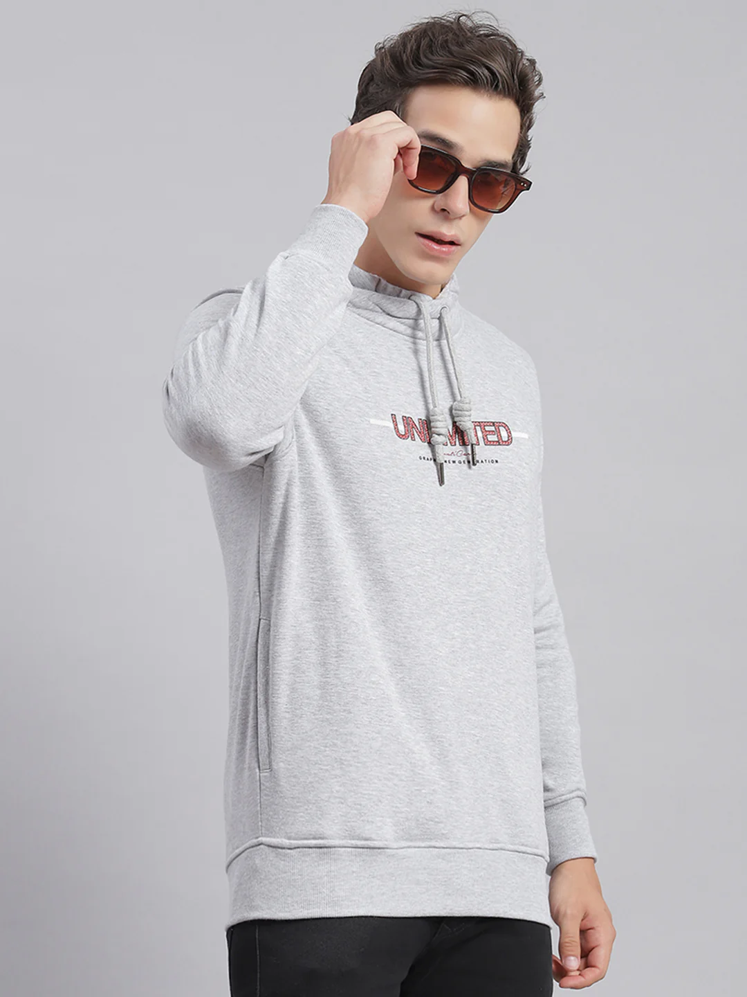 Men Grey Solid F Neck Full Sleeve Sweatshirts - Image 6
