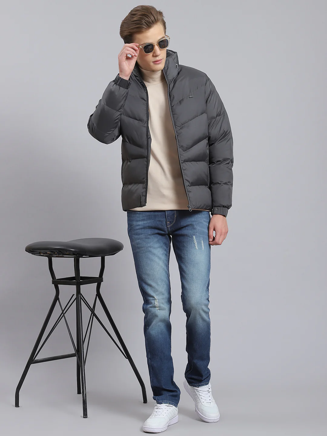 Men Grey Solid Hooded Full Sleeve Jacket - Image 2