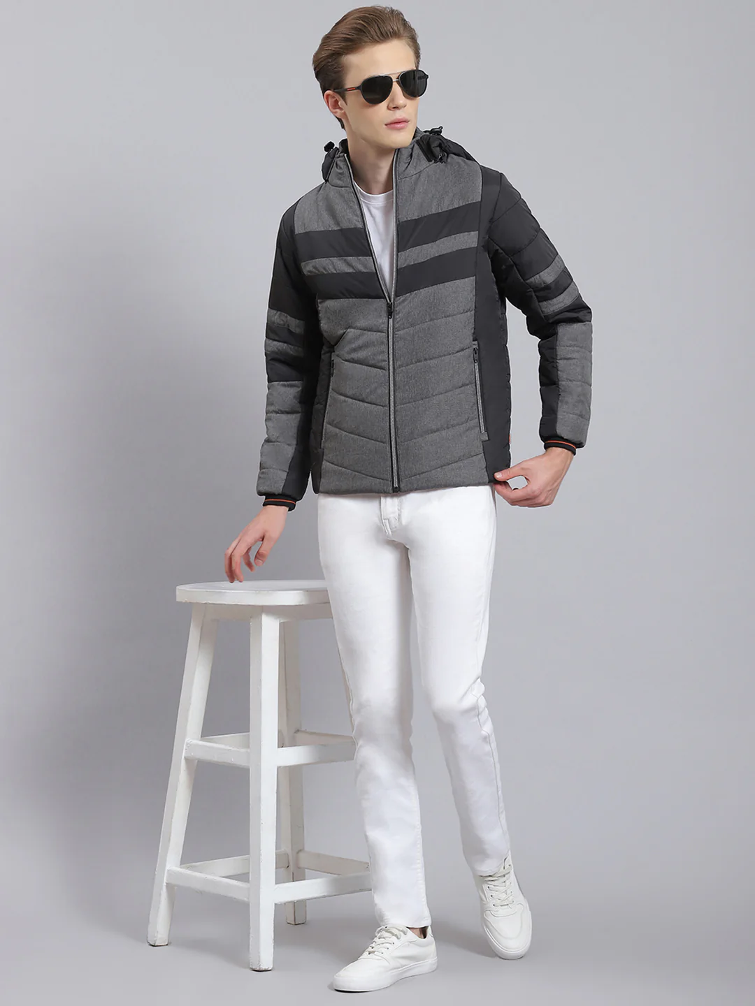 Men Grey Solid Hooded Full Sleeve Jacket - Image 2