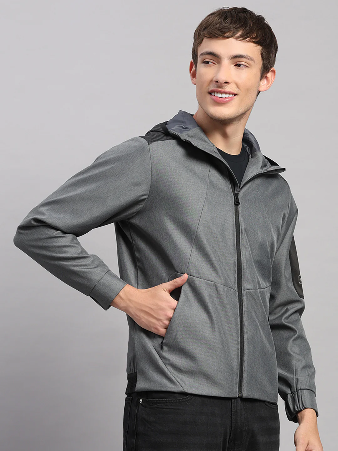 Men Grey Solid Hooded Full Sleeve Jacket - Image 4