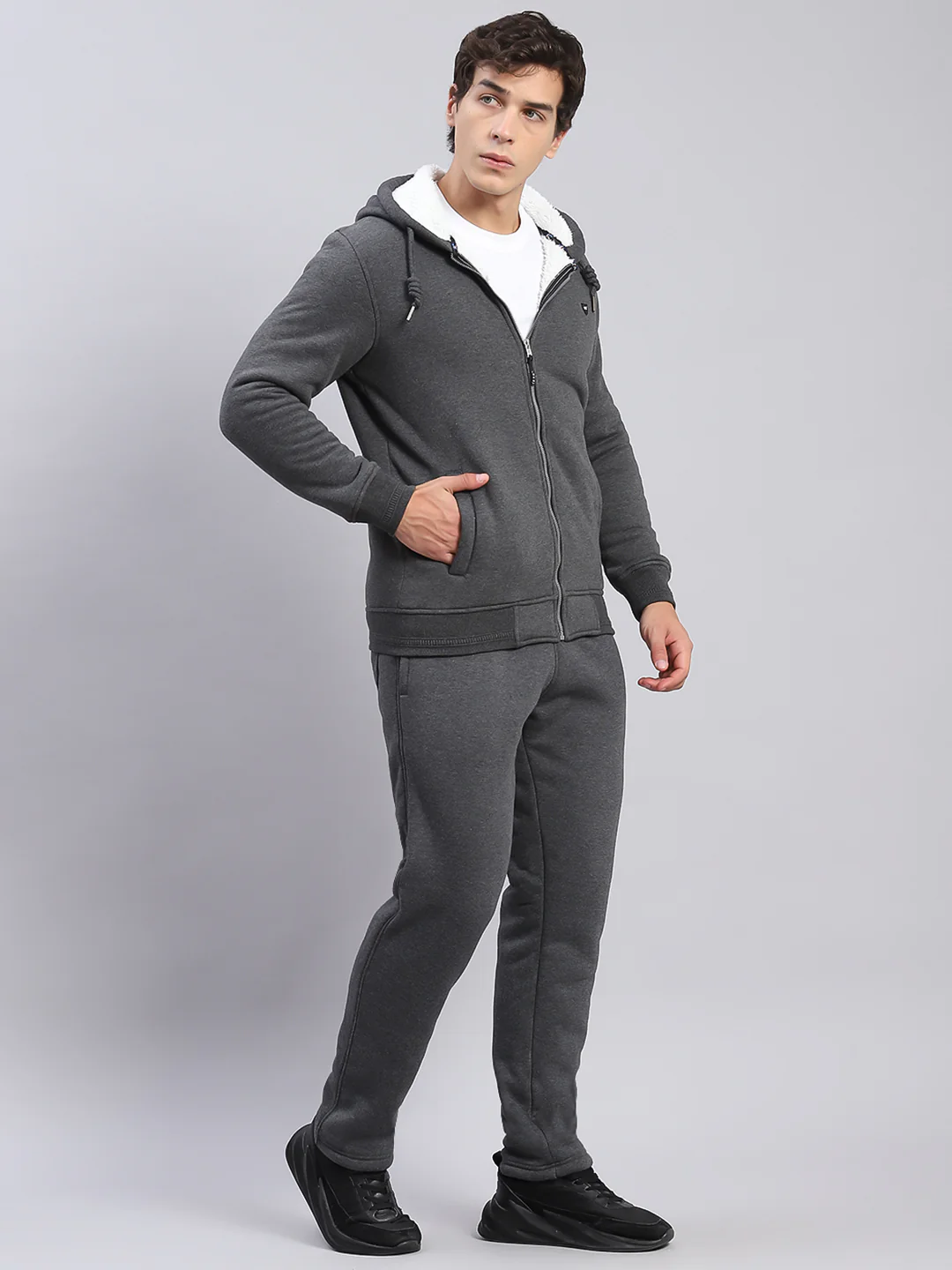 Men Grey Solid Hooded Full Sleeve Tracksuits - Image 4