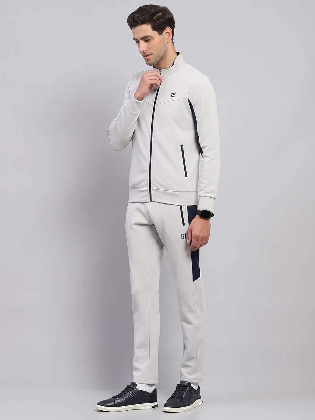Rock.it Men Grey Solid Mock Neck Full Sleeve Winter Tracksuit - Image 3