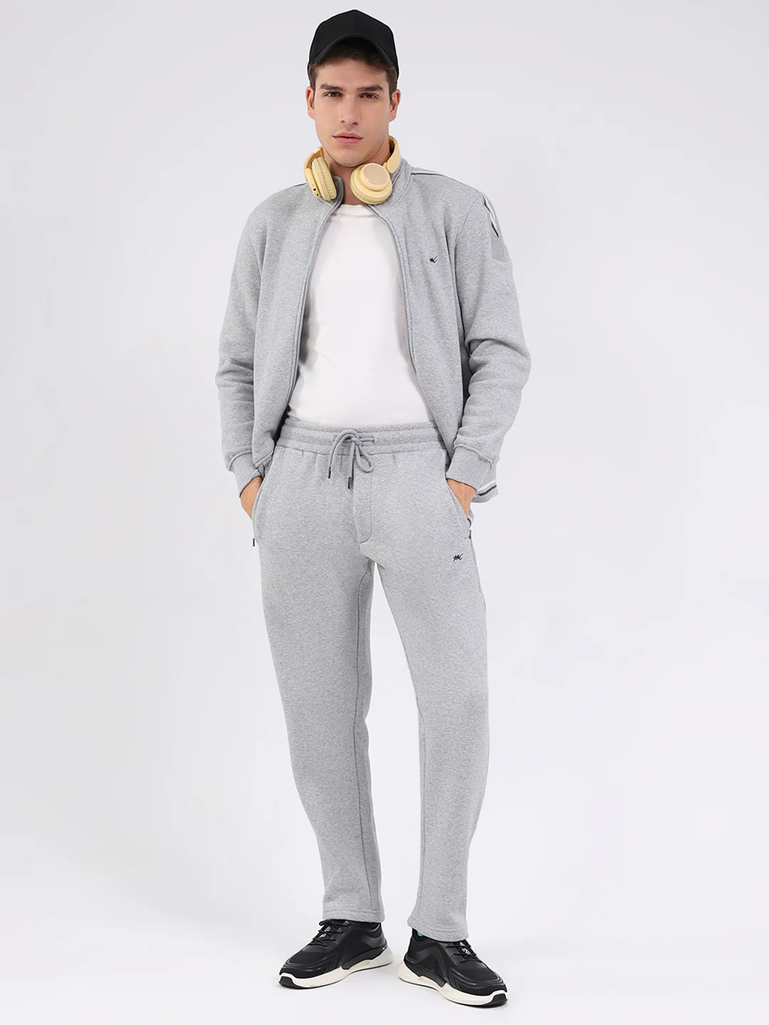 Men Grey Solid Mock Neck Full Sleeve Winter Tracksuit - Image 2
