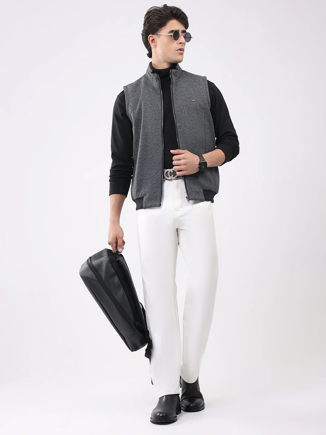 Men Grey Solid Mock Neck Sleeveless Coat - Image 2