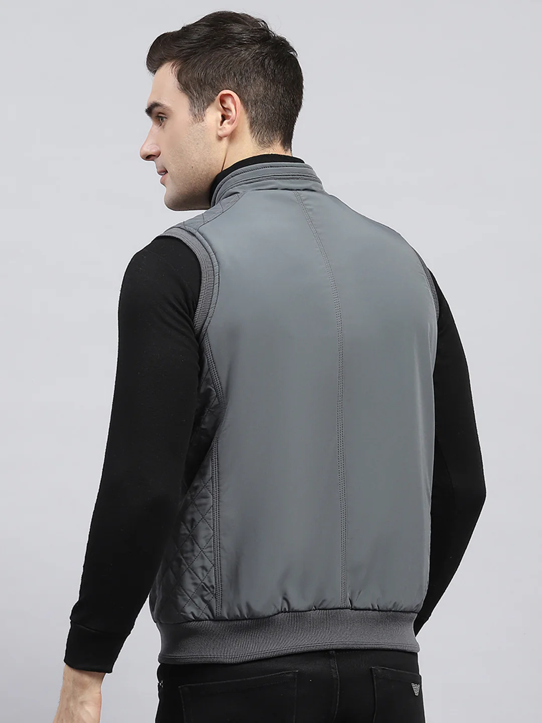Men Grey Solid Mock Neck Sleeveless Reversible Jacket - Image 8