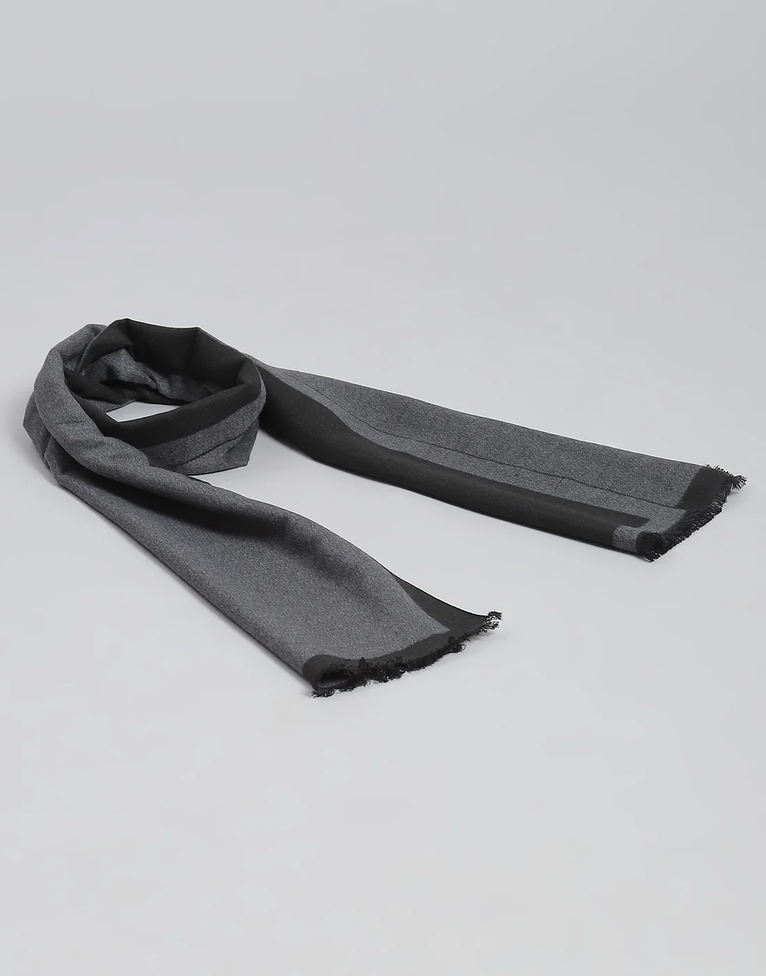 Men Grey Solid Muffler - Image 5