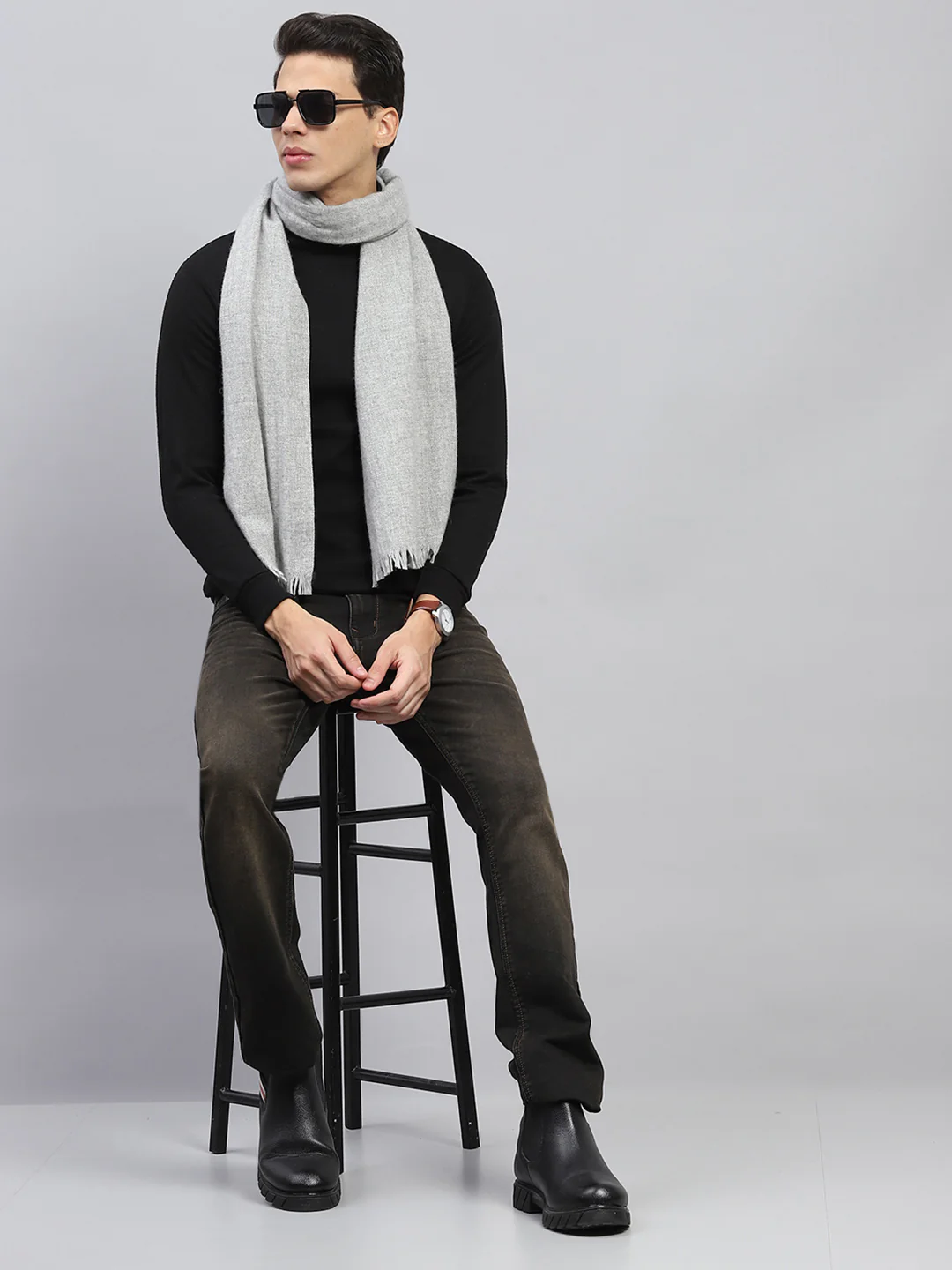 Men Grey Solid Muffler - Image 2
