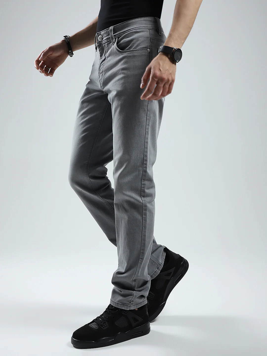 Men Grey Solid Narrow Fit Denim - Image 3