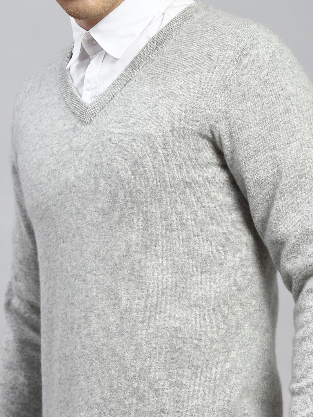Men Grey Solid Pullover - Image 6