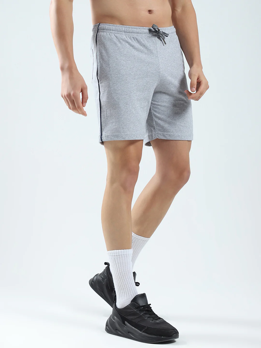 Men Grey Solid Regular Fit Bermuda - Image 4