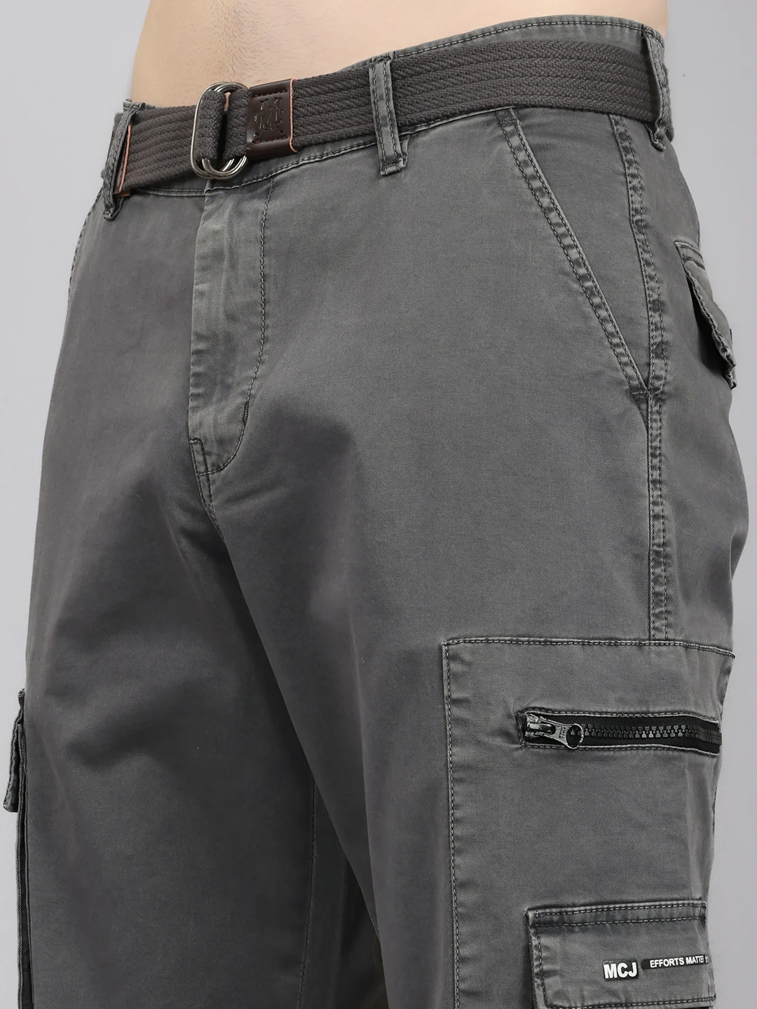 Men Grey Solid Regular Fit Cargo - Image 4