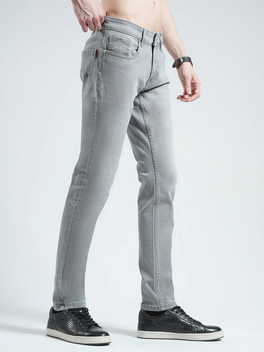 Men Grey Solid Skinny Fit Denim - Image 4