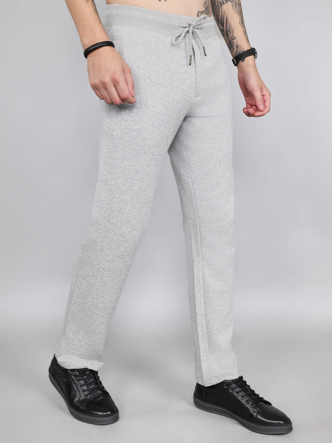 Men Grey Solid Regular Fit Lower - Image 3