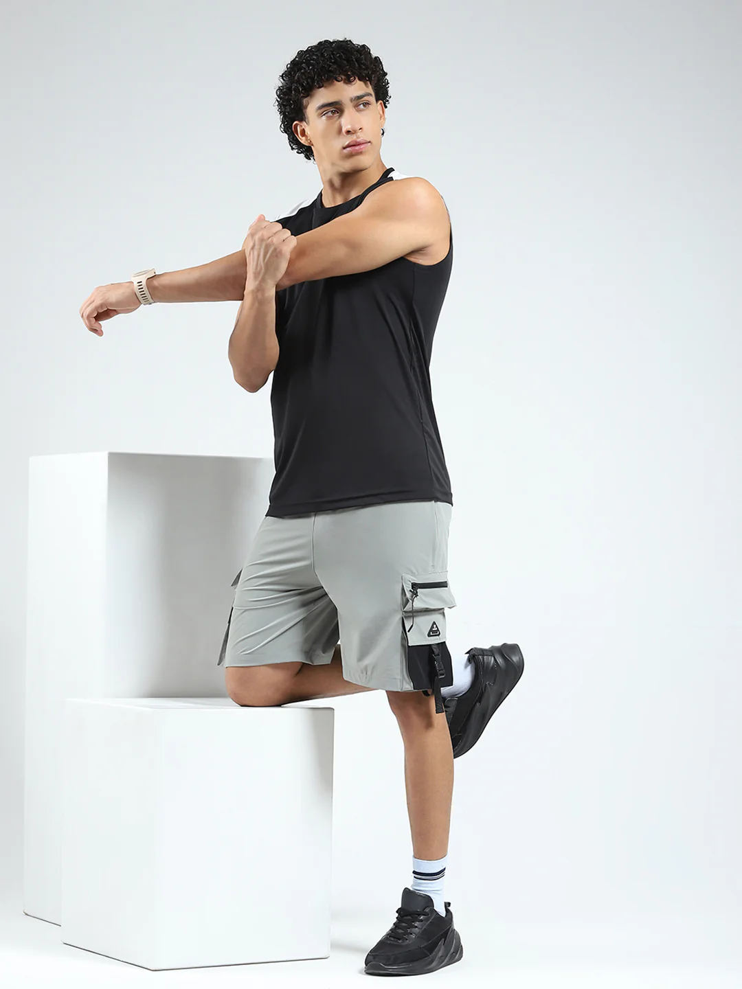 Rock.it Men Grey Solid Regular Fit Shorts - Image 2