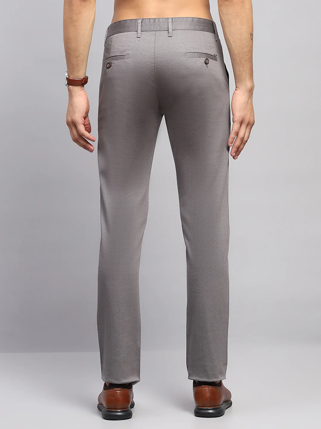 Men Grey Solid Regular Fit Trouser - Image 5