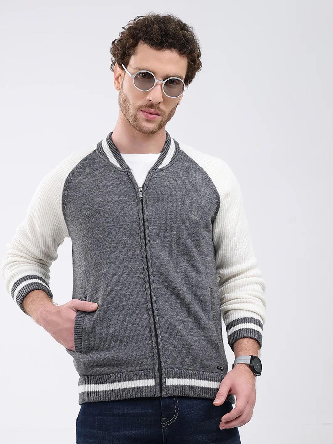 Men Grey Solid Round Neck Full Sleeve Pullover