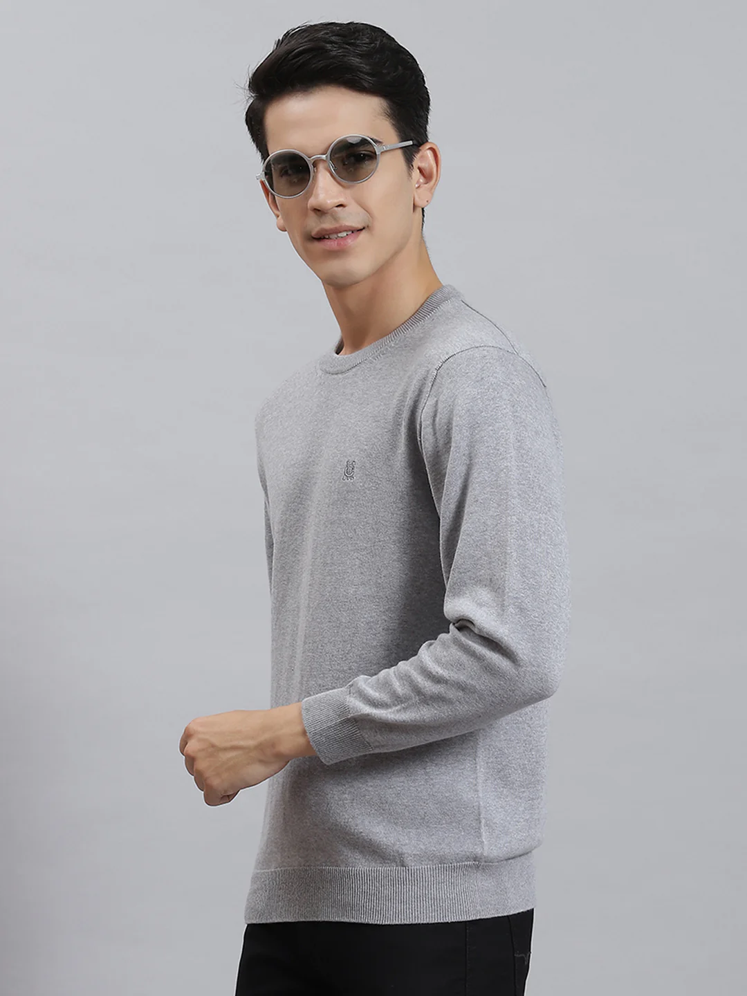 Men Grey Solid Round Neck Full Sleeve Sweaters/Pullovers - Image 3