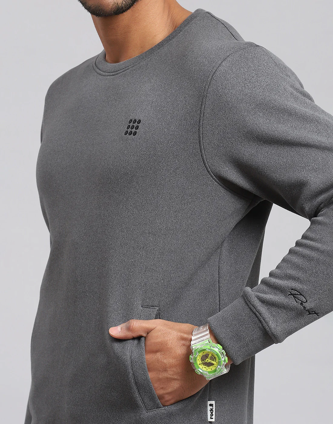 Rock.it Men Grey Solid Round Neck Full Sleeve Sweatshirt - Image 7