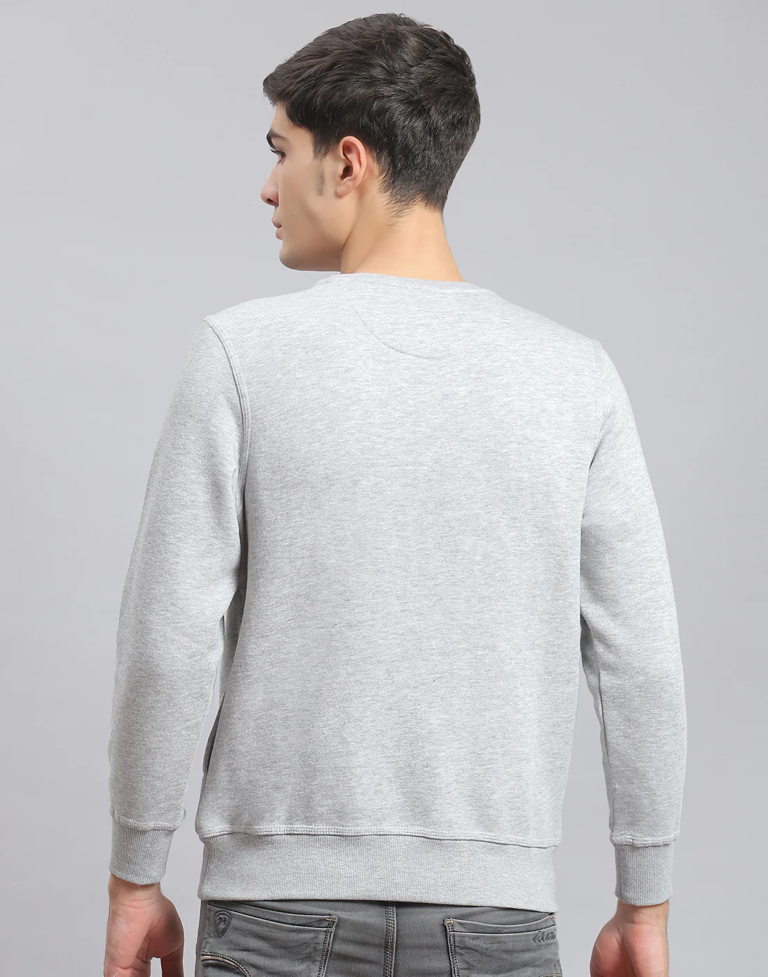Men Grey Solid Round Neck Full Sleeve Sweatshirt - Image 5