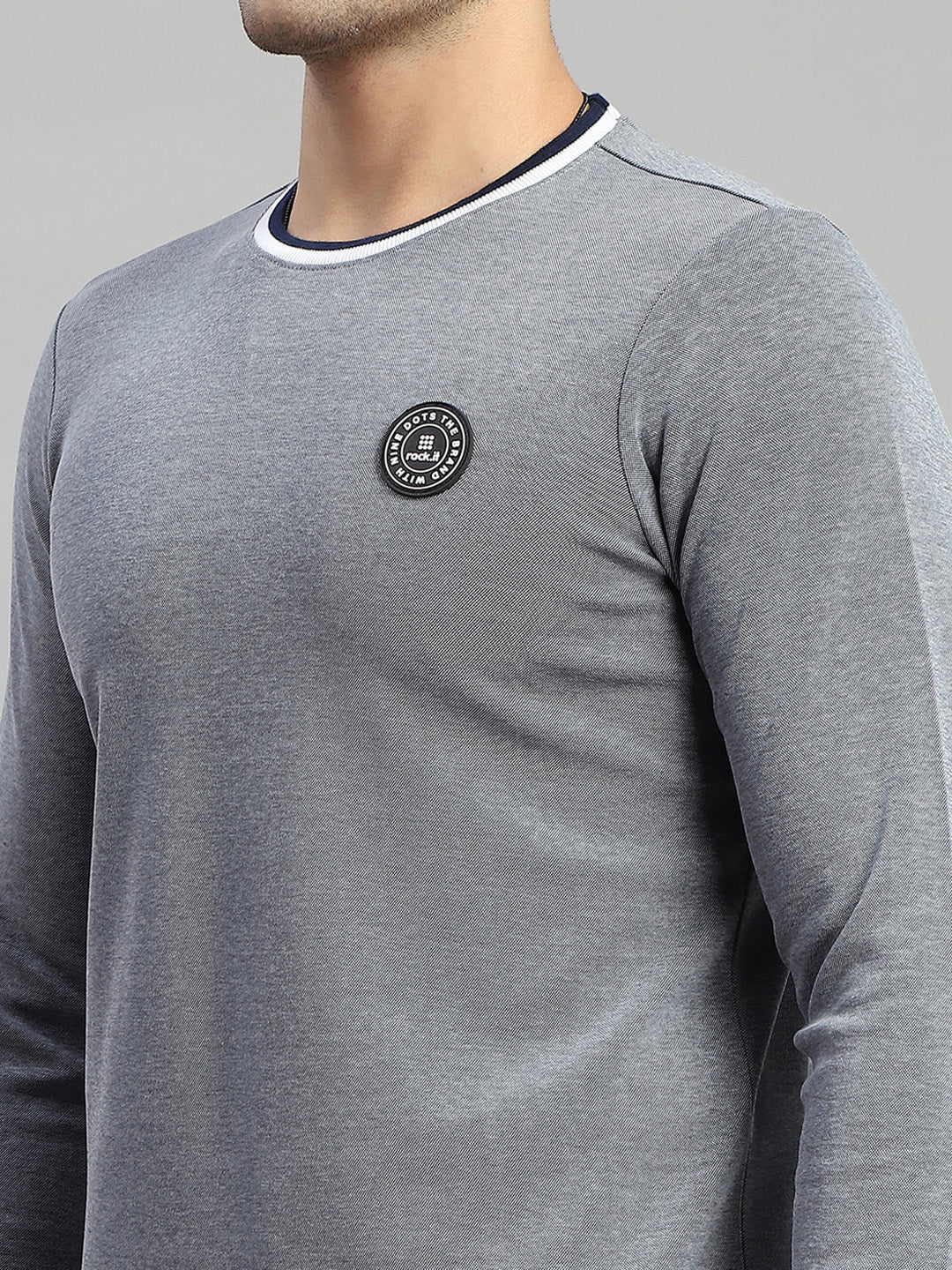 Rock.it Men Grey Solid Round Neck Full Sleeve T-Shirt - Image 6
