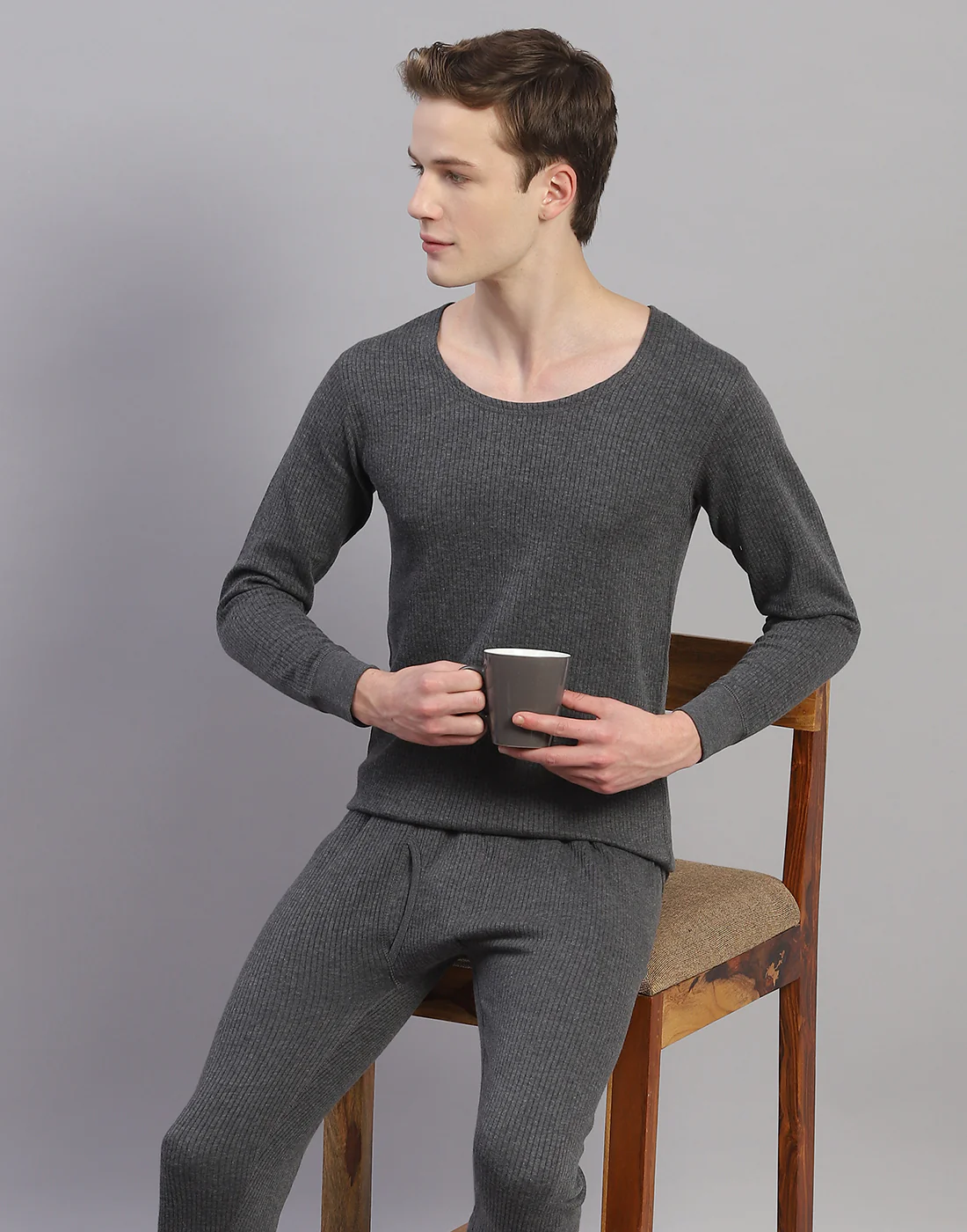 Men Grey Solid Round Neck Full Sleeve Thermal Vest - Image 6