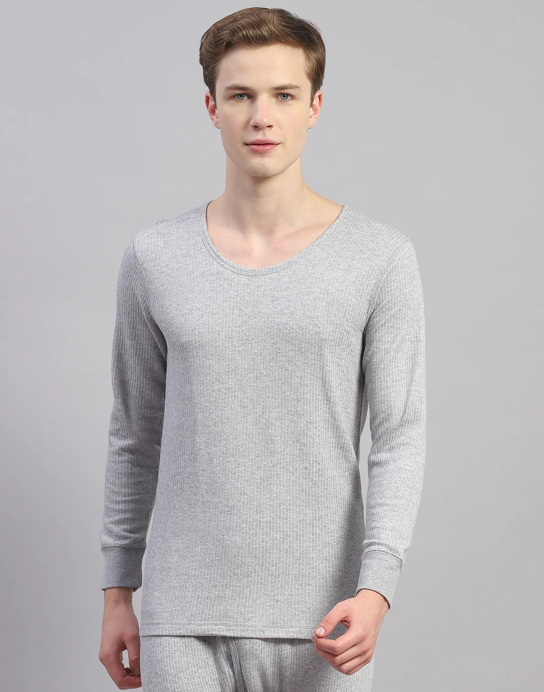 Men Grey Solid Round Neck Full Sleeve Thermal Vest - Image 2