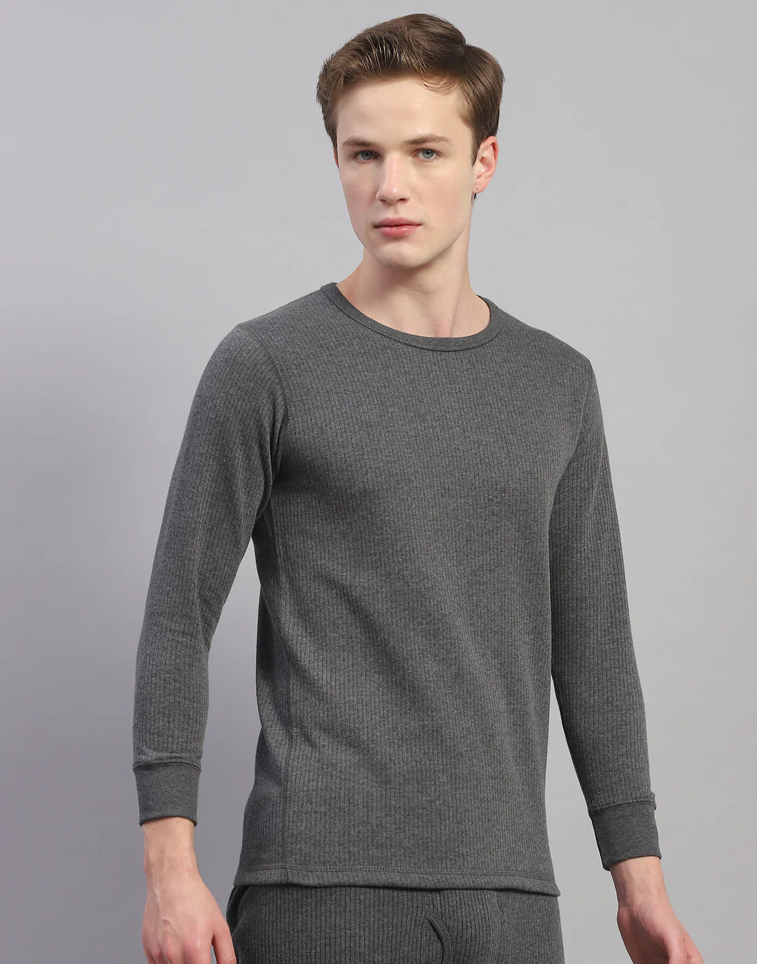 Men Grey Solid Round Neck Full Sleeve Thermal Vest - Image 4