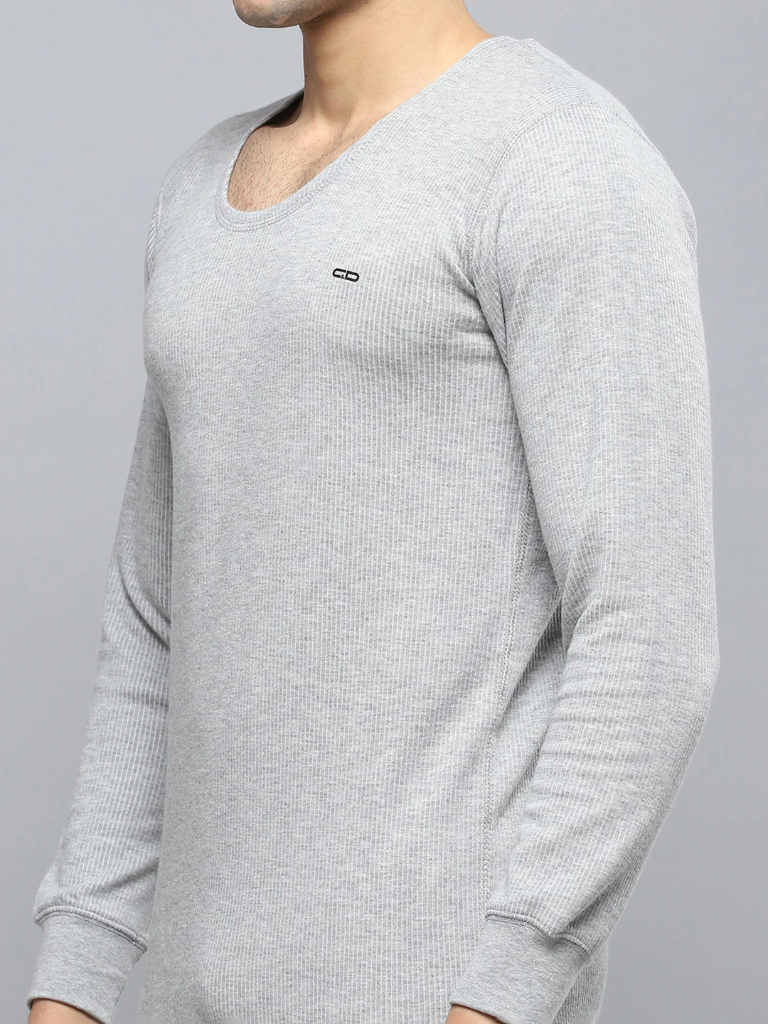 Men Grey Solid Round Neck Full Sleeve Thermal Vest - Image 6
