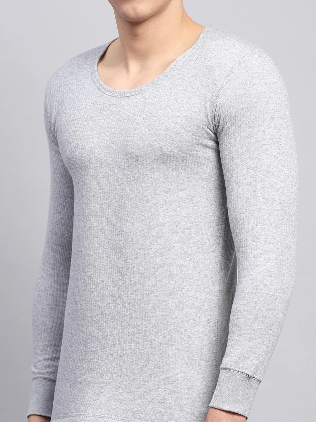 Men Grey Solid Round Neck Full Sleeve Thermal Vest - Image 6
