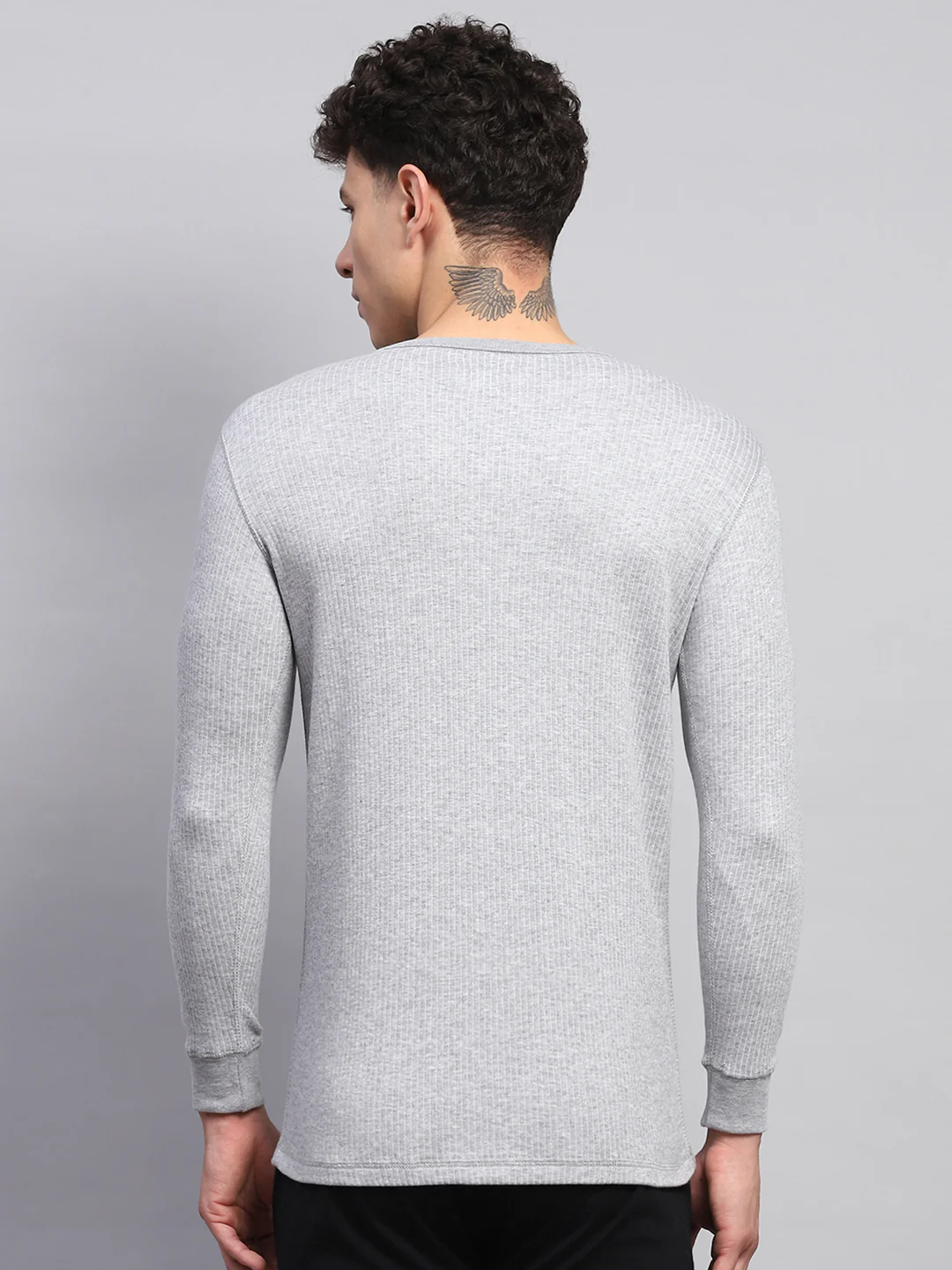 Men Grey Solid Round Neck Full Sleeve Thermal Vest - Image 5