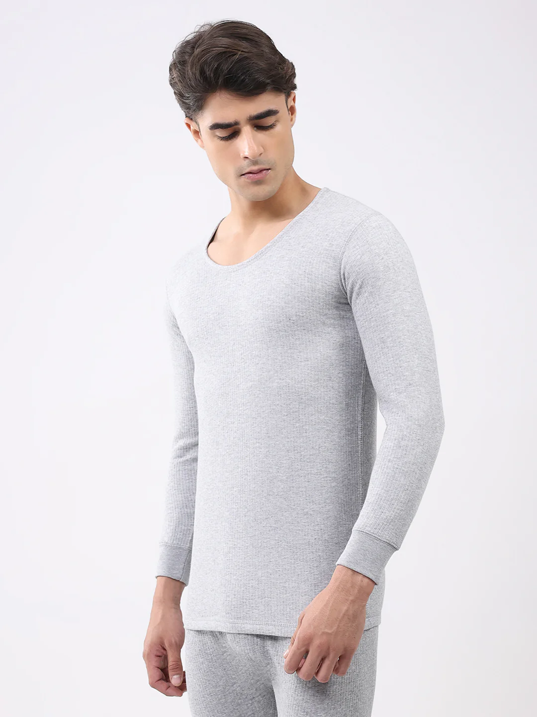 Men Grey Solid Round Neck Full Sleeve Thermal Vest - Image 3