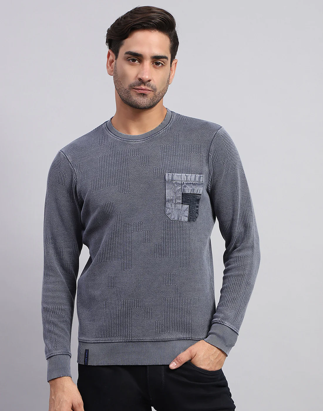 Men Grey Solid Round Neck Full Sleeve Winter T-Shirt - Image 2