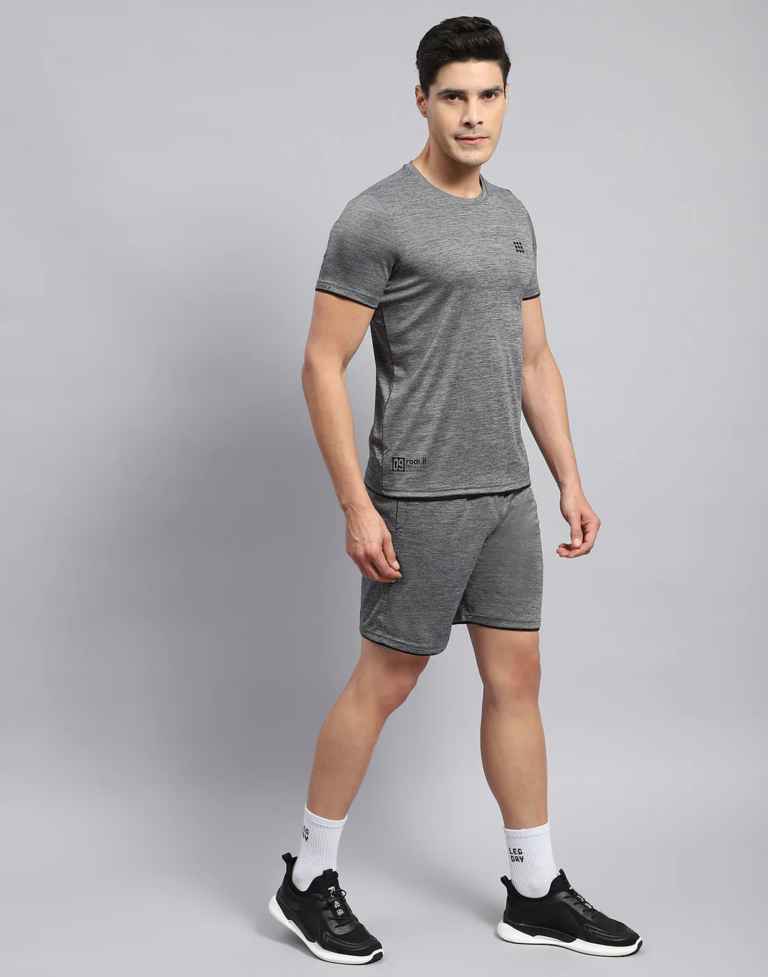 Rock.it Men Grey Solid Round Neck Half Sleeve Short - Image 4