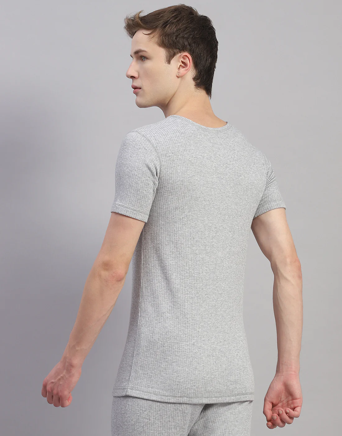 Men Grey Solid Round Neck Half Sleeve Thermal Vest - Image 5