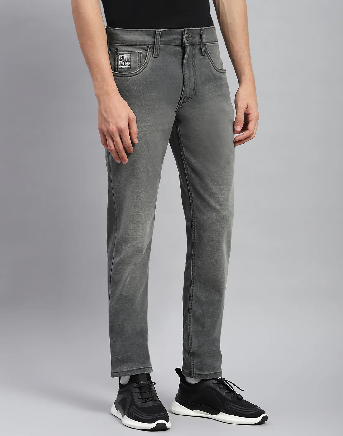 Men Grey Solid Skinny Fit Denim - Image 4