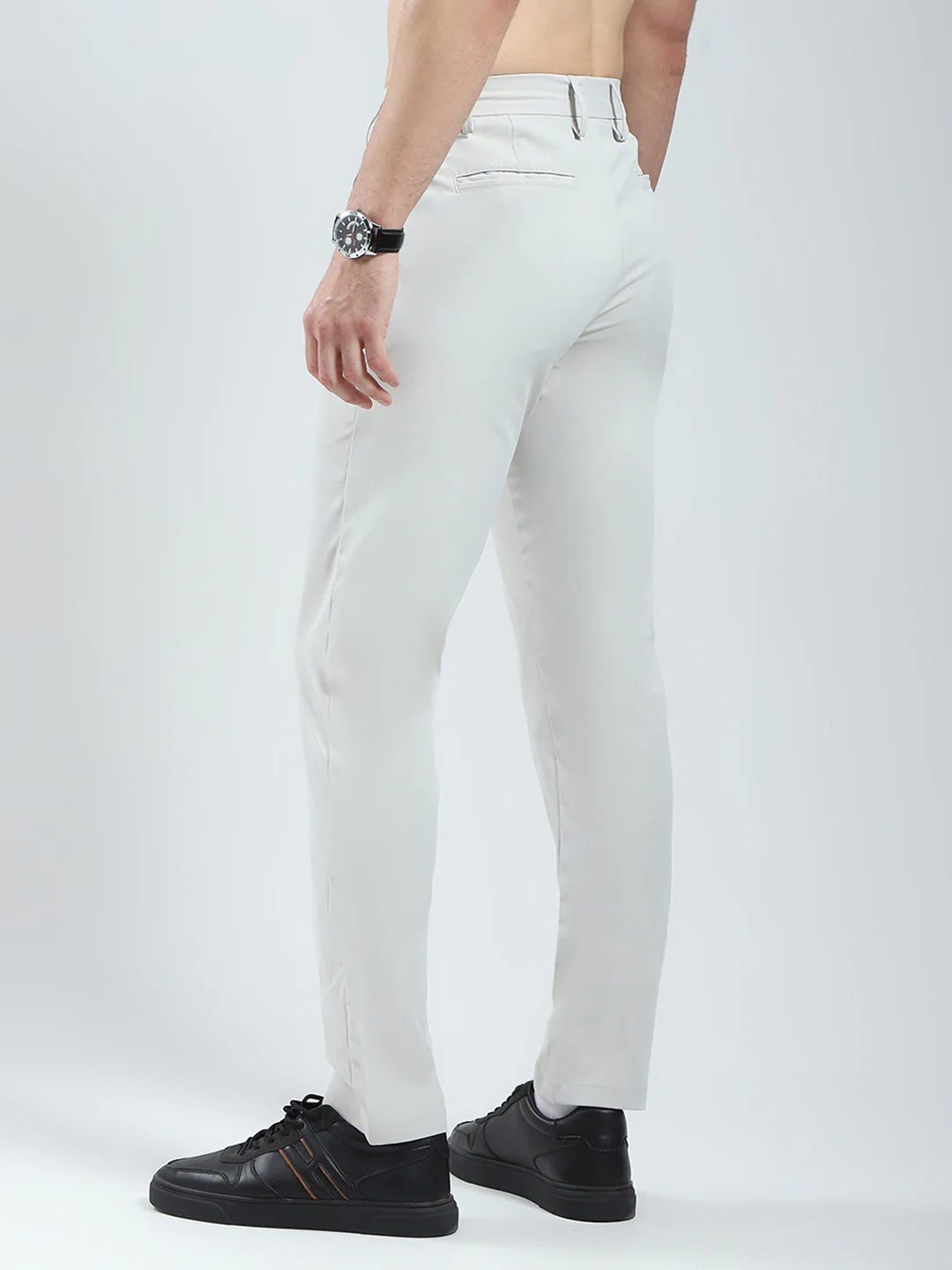 Men Grey Solid Slim Fit Trouser - Image 5