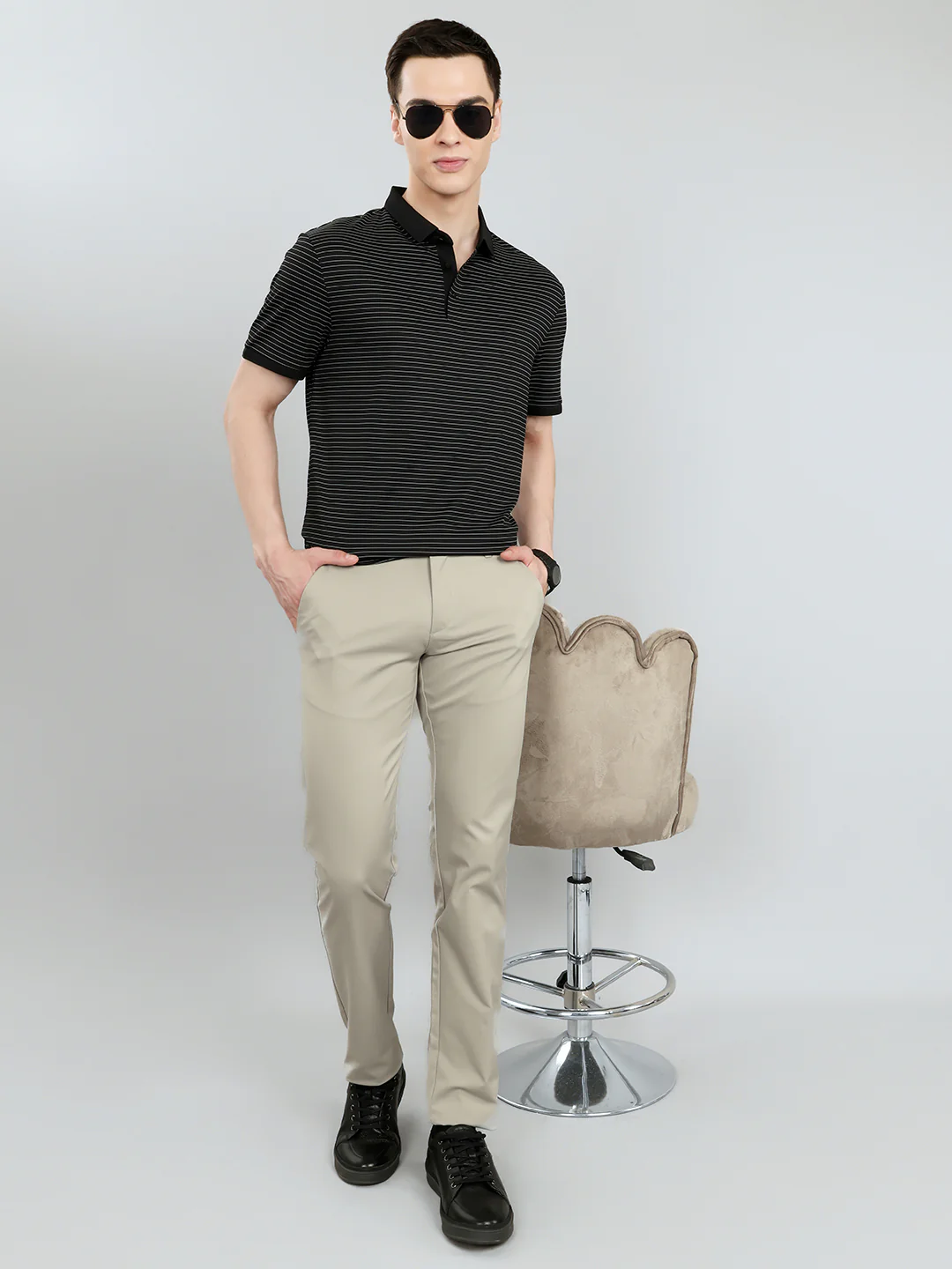 Men Grey Solid Slim Fit Trouser - Image 6