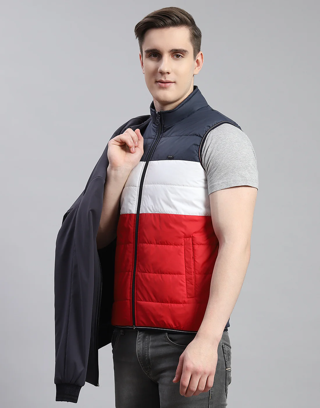 Men Grey Solid Stand Collar Full Sleeve Reversible Jacket - 2 Pc set - Image 3