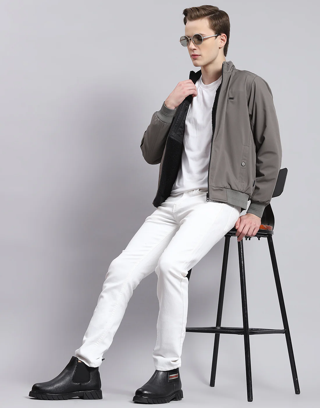 Men Grey Solid Stand Collar Full Sleeve Jacket - Image 2